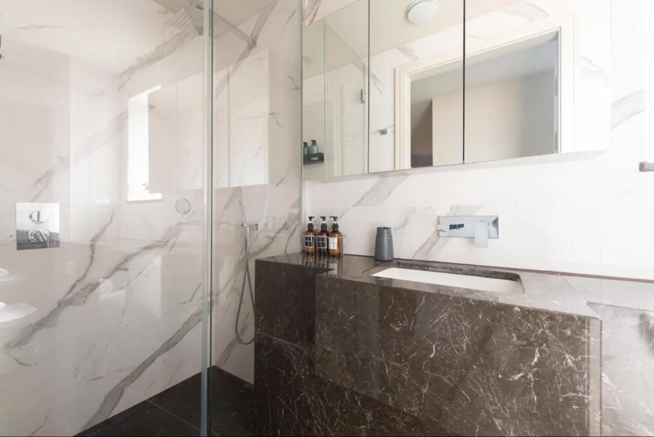 Апартаменты 2Bd, 2Ba Urban Oasis Chcl F4 Чигуэлл Экстерьер фото